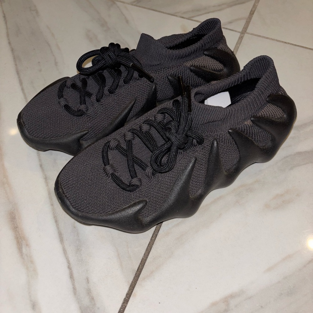 Yeezy 450 Utility Black Sneakers